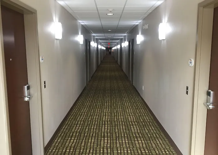 Hotel Garner - Powell Area By Ihg Page