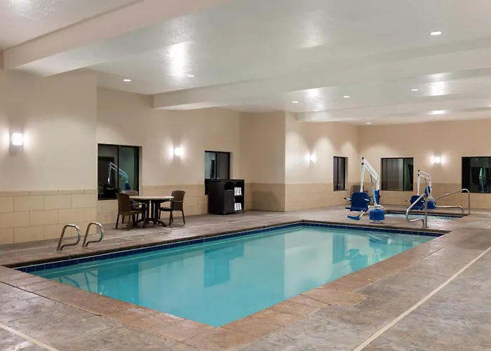 Garner - Powell Area By Ihg Page