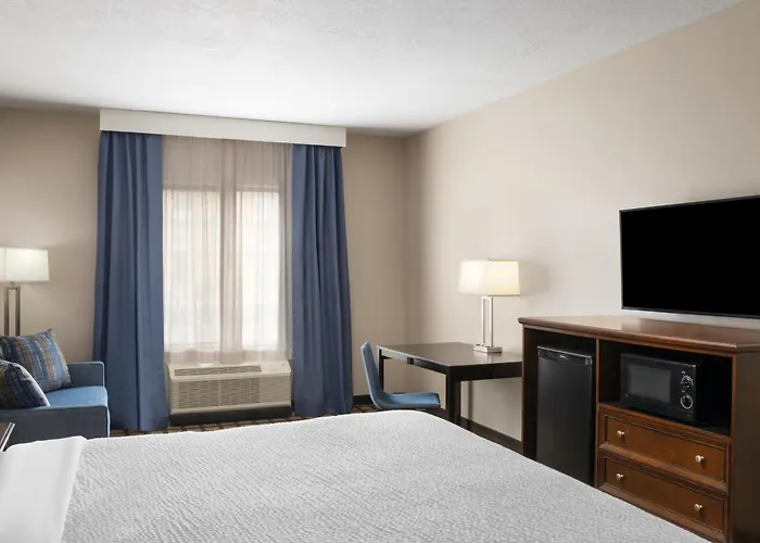 Garner - Powell Area By Ihg Page