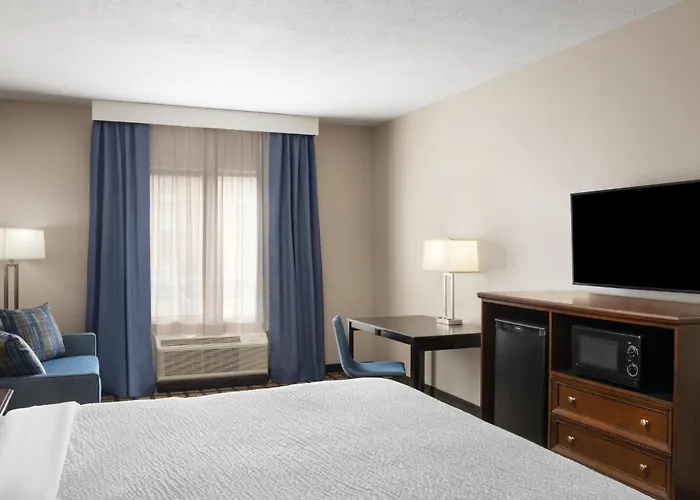 Garner - Powell Area By Ihg Page